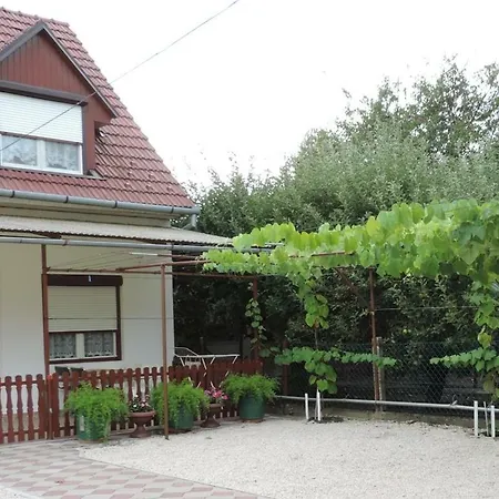 Leda Apartman * Harkany